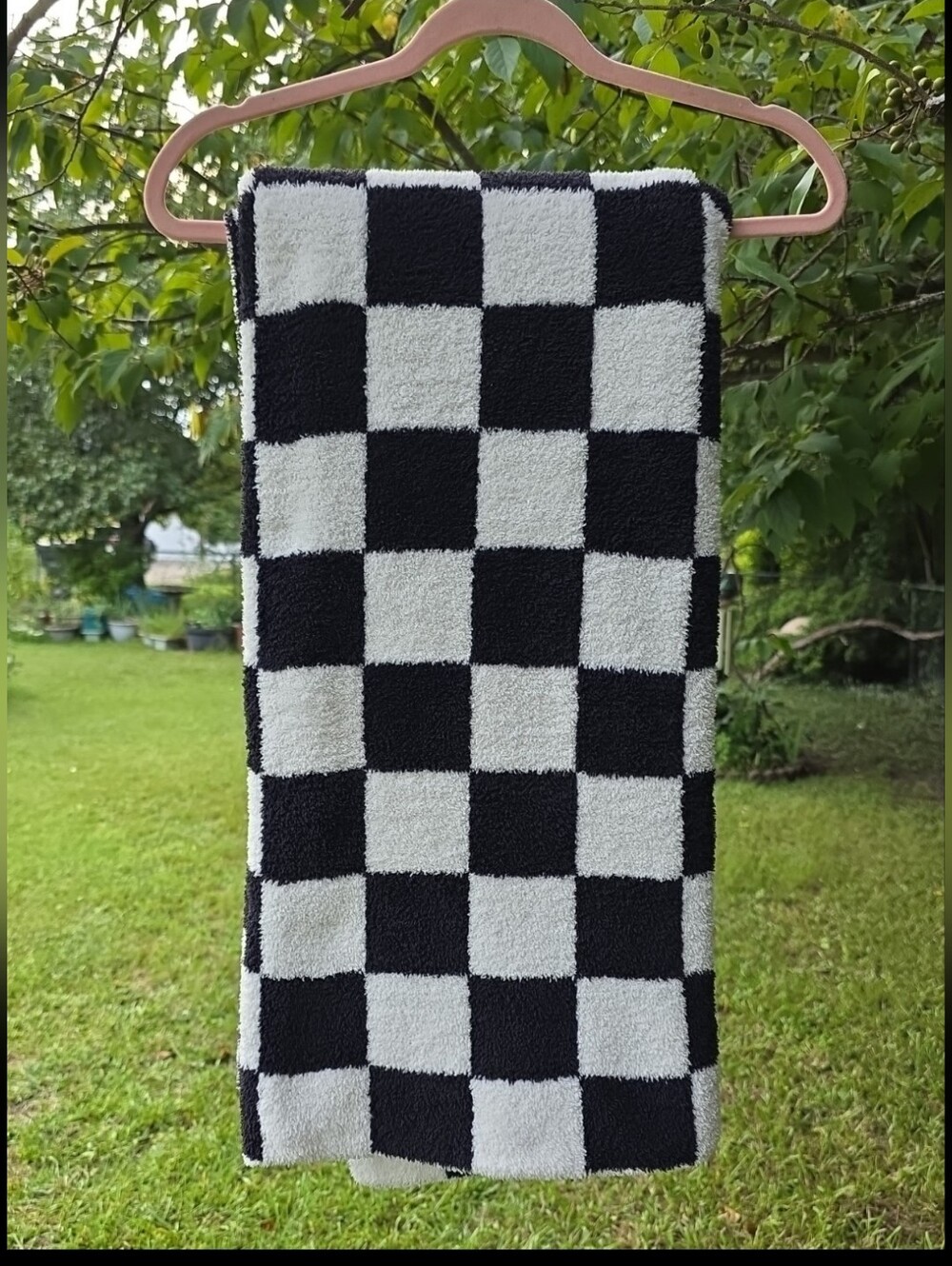 Checkerboard Plush Throw Blanket - Black and White